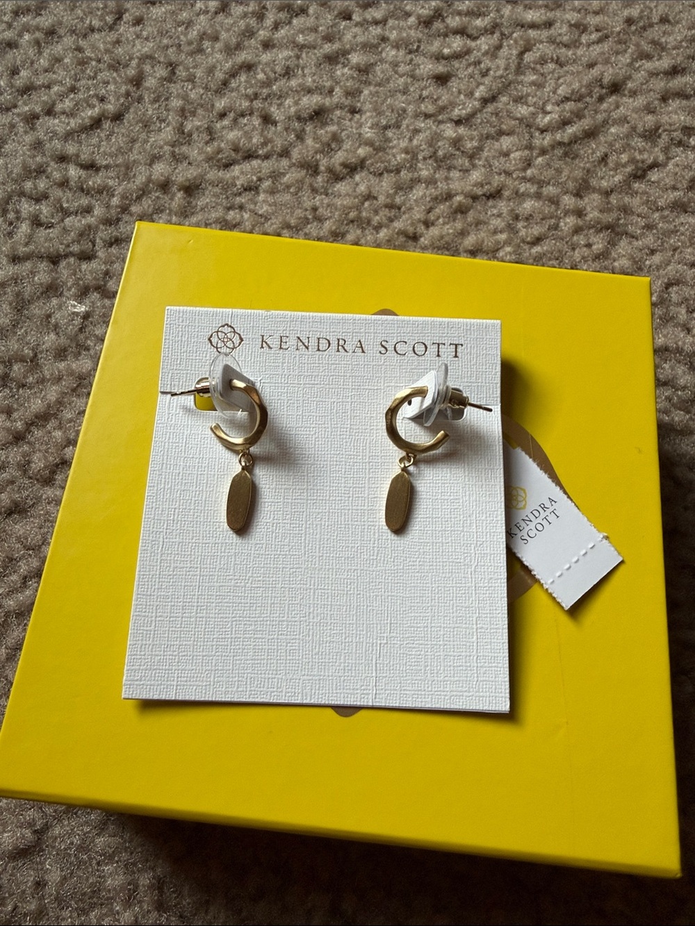 Kendra Scott Gold Fern Huggie Earrings with Gold Teardrop